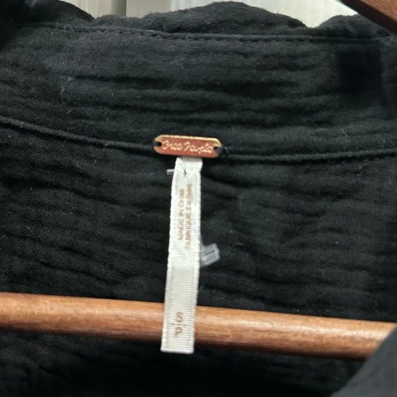 Free People Sun Streaks Black Top Size Small - Picture 3 of 4